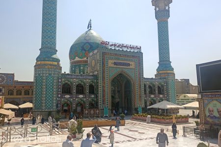 ایستگاه تجریش؛ از معماری امامزاده صالح(ع) تا پیشه قدیمی بازار و طبیعت بکر دربند